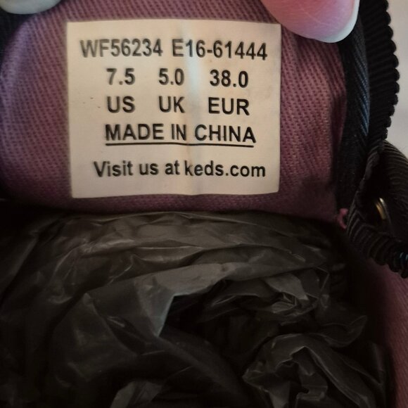 Kate Spade Bridal Sneakers. 7 1/2 - Picture 7 of 7